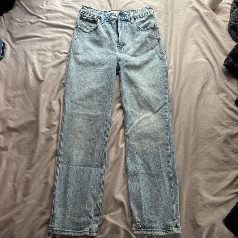 Abercrombie & Fitch Women's Light Wash Straight Leg Jeans